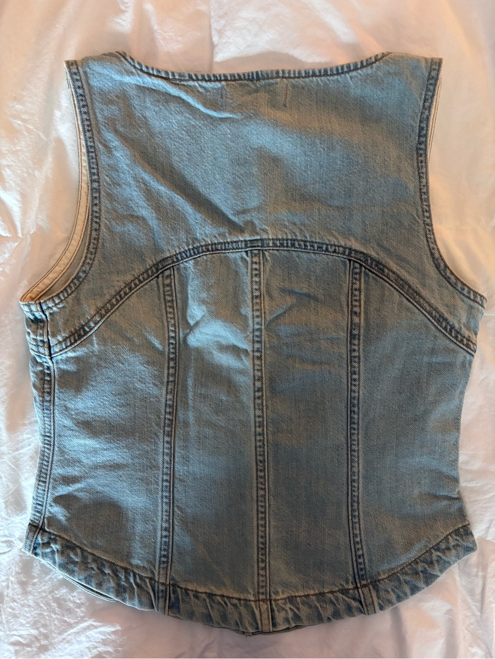 Madewell Light Wash Denim Button Front Top in Fitzgerald Wash XS - Picture 2 of 3
